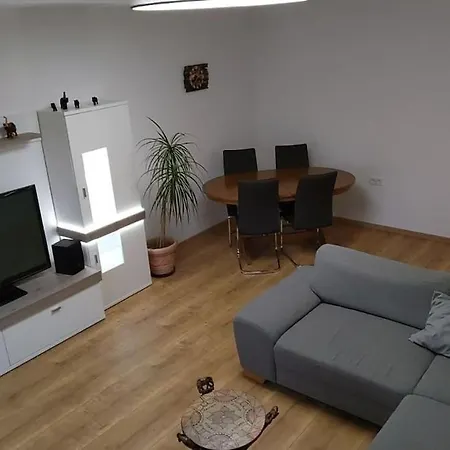 Apartment Frisch Renovierte *