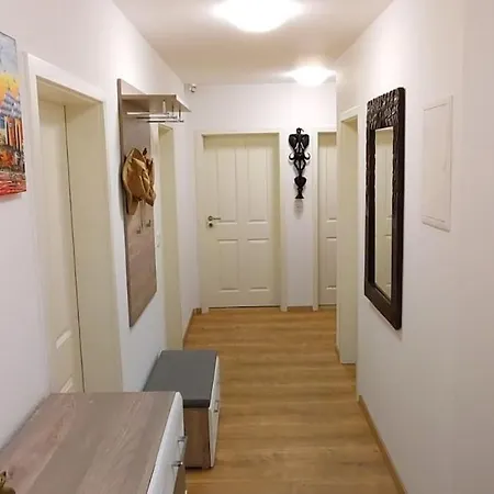 Apartment Frisch Renovierte Dettum